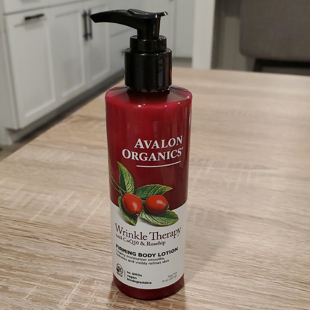 NEW-Avalon Organics Wrinkle Therapy Body Lotion